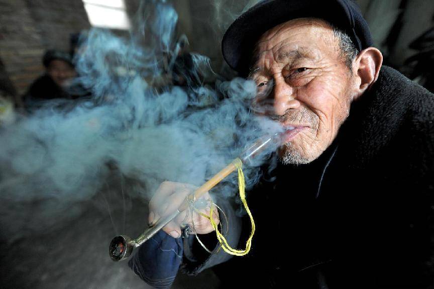 可增加130万新生儿提高生育率！清华大学研究发现：烟价上涨20%(图3)